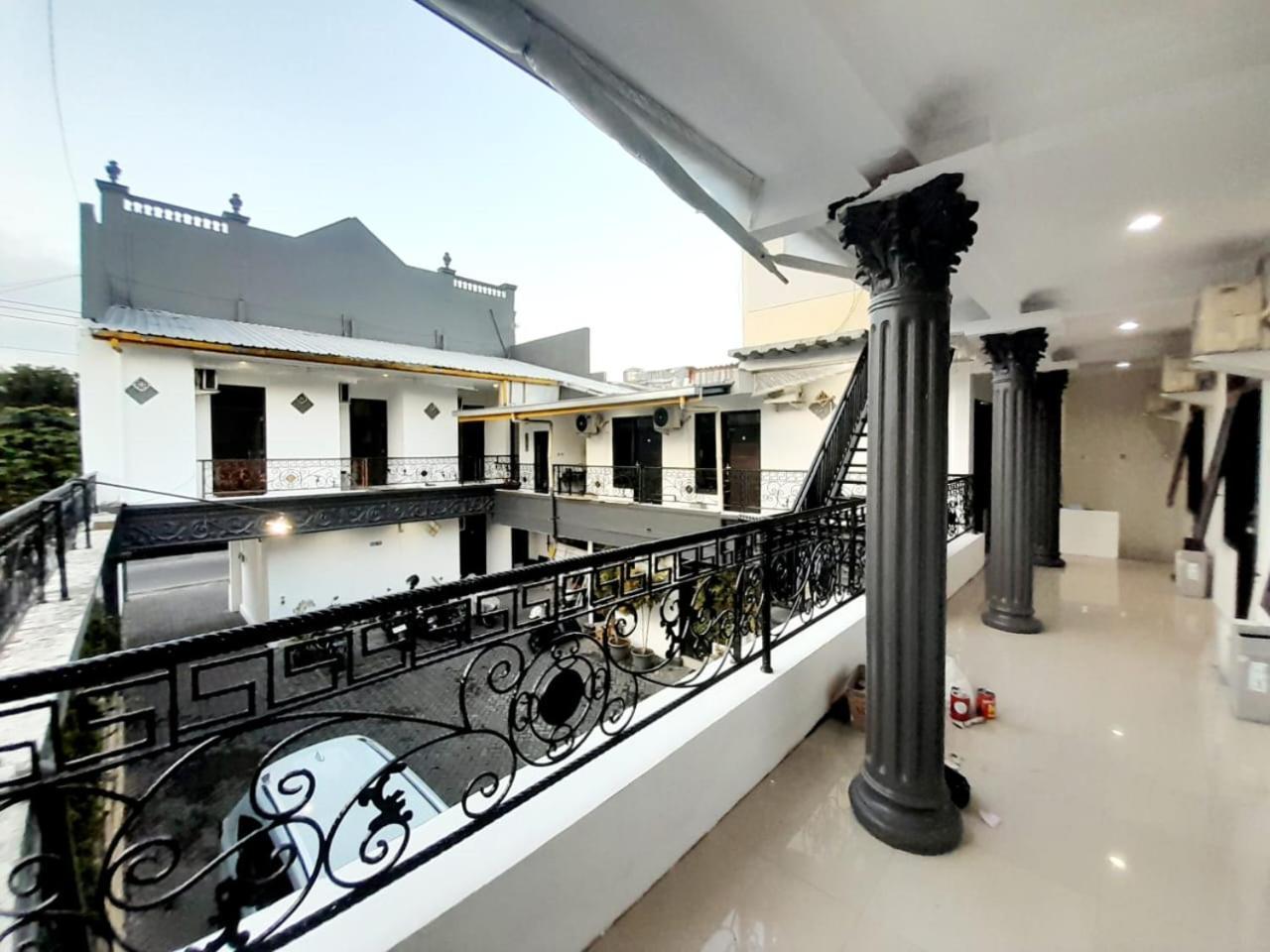 Hotel Srikandi Baru Kejayan Экстерьер фото